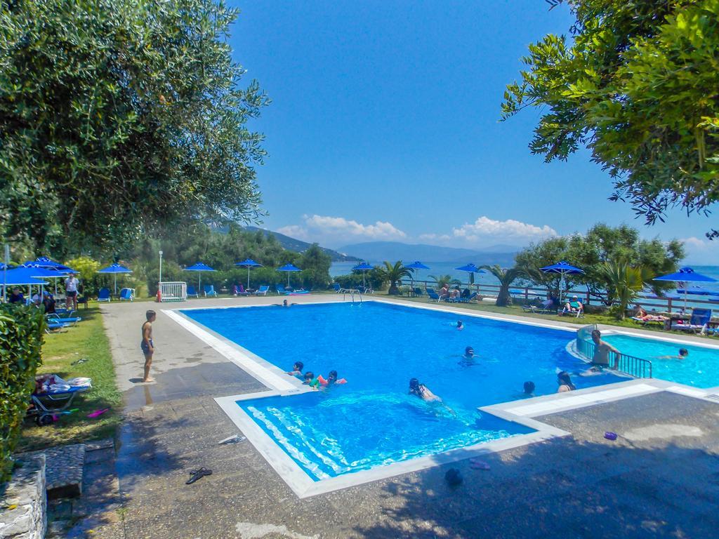 Manto On The Beach Apartments Barbati Exterior foto