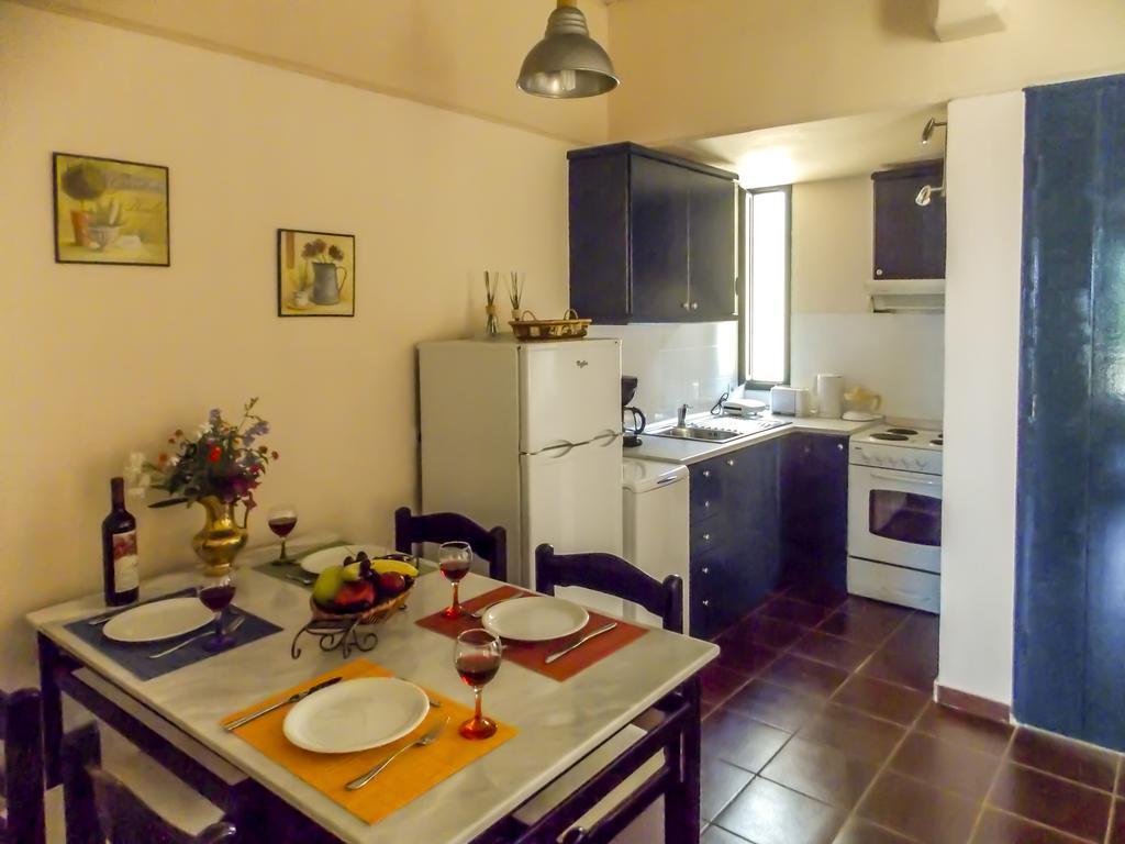 Manto On The Beach Apartments Barbati Exterior foto